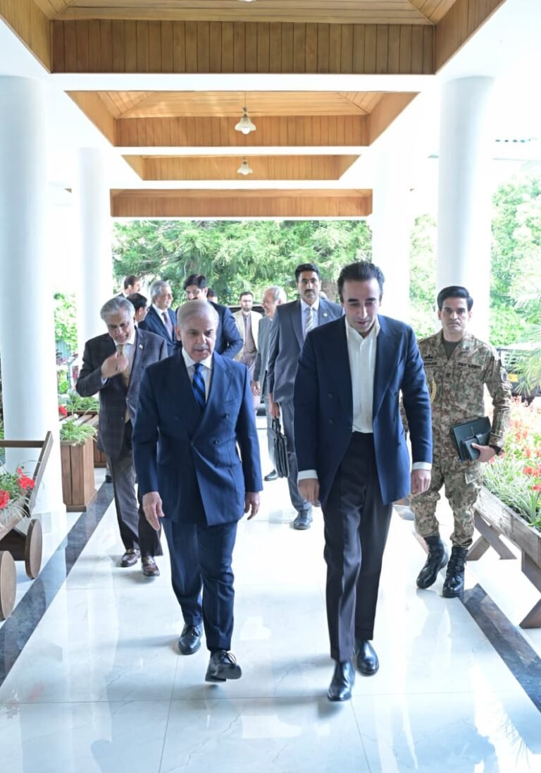 وزیراعظم شہباز شریف اور بلاول بھٹو زرداری میں اہم ملاقات، خلیج کی صورتحال پر تبادلہ خیال
