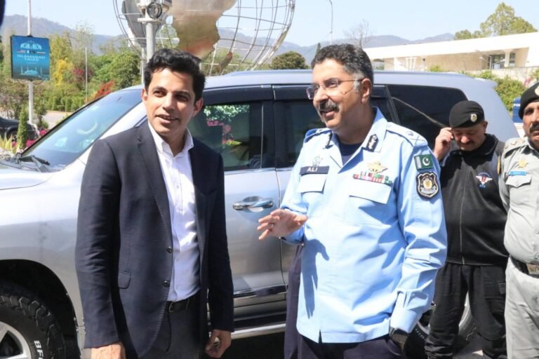 آئی جی اسلام آباد کا ریڈ زون کا دورہ، غیر ملکی وفود کیلئے فول پروف سیکیورٹی کا اعلان