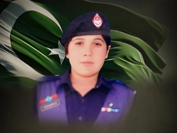 بلوچستان کی بہادر بیٹی شہیدتربت میں لیڈی کانسٹیبل شکیلہ بلوچ دہشتگرد حملے میں جام شہادت نوش کر گئیں