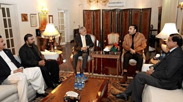 پیپلز پارٹی اور حکومت میں بجٹ تنازع — سینئر قیادت میں ملاقات متوقع