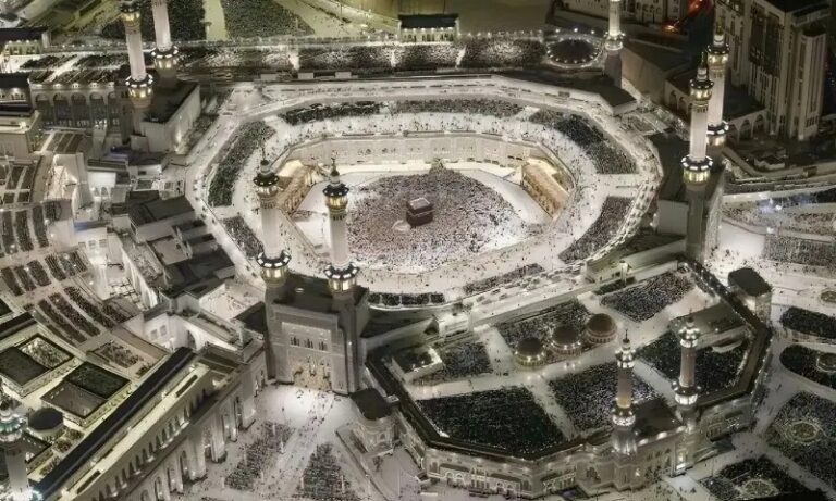 سعودی عرب نے ایک سالہ ملٹی پل انٹری عمرہ ویزا متعارف کرا دیا