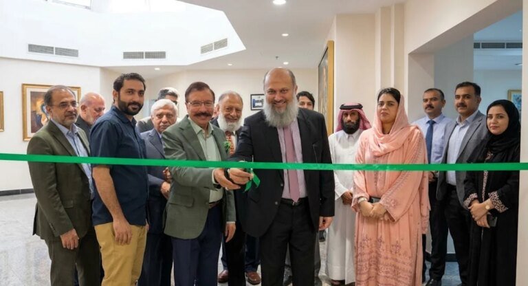 Commerce Minister inaugurates export display centre in Doha to promote Pakistani products