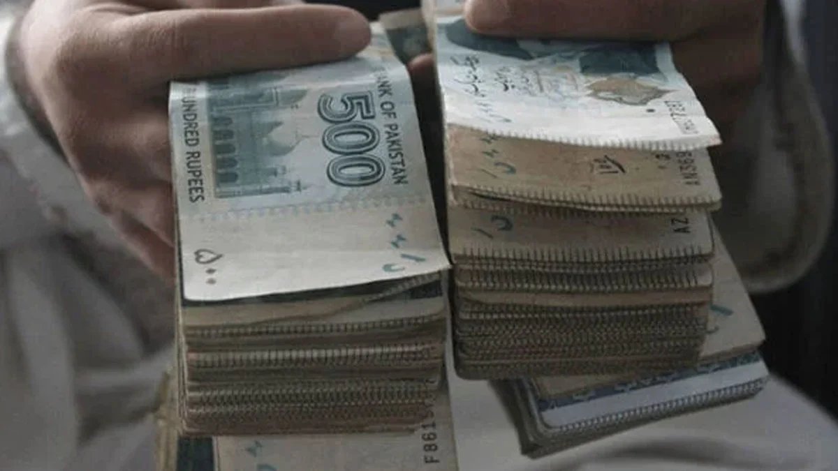 Karachi trader extortion whatsapp