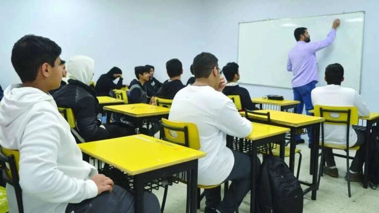Big salary hike for Kuwaiti teachers