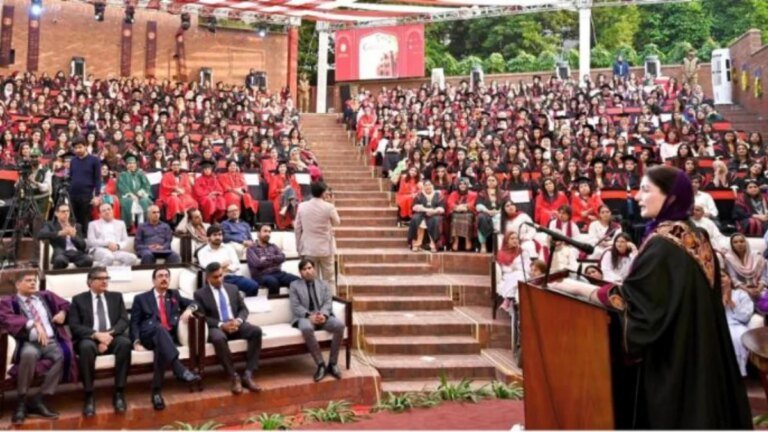 CM Punjab announces laptops for top students