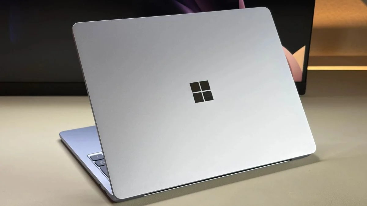 Microsoft Surface 13