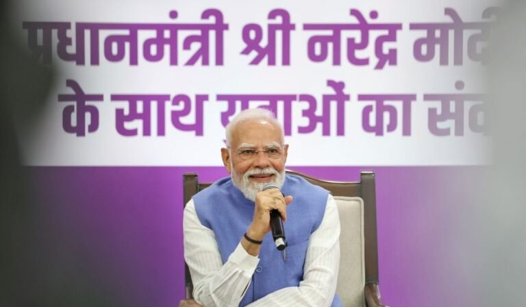 وزیراعظم نے پھر وہی وعدہ دہرایا، جو تین برس میں چار بار کر چکے ہیں