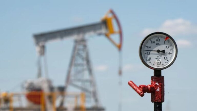 Oil hits over 1-week low on hopes of boost to diplomacy in Iran war