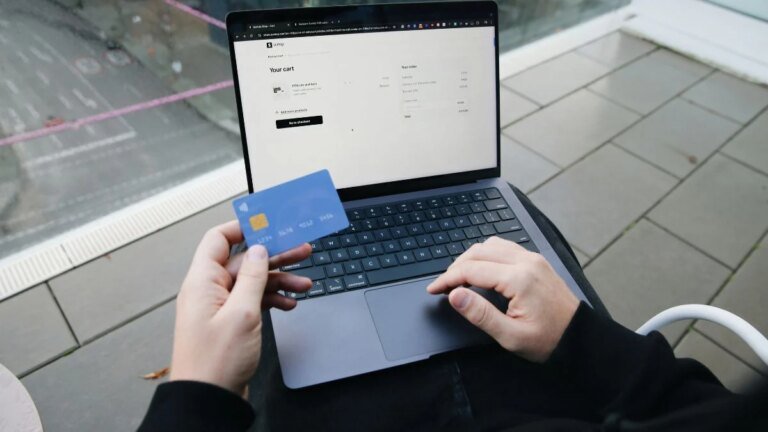 AI shopping chatbots hallucinate prices as holiday spending hits record highs