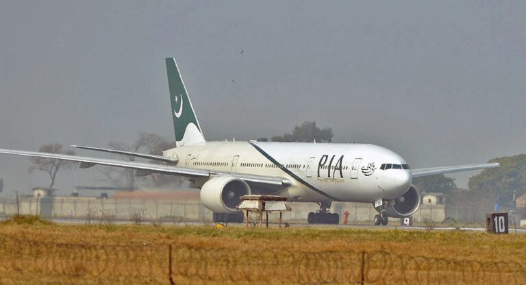 PIA suspends Riyadh operations, special helpdesks set up across airports