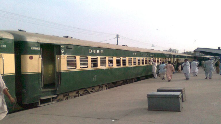 Pakistan Railways auction boosts revenue to Rs. 331.08 million