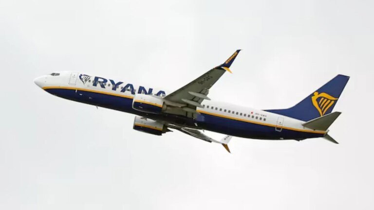 Wizz Air, Ryanair call for NATS overhaul after UK flight disruption