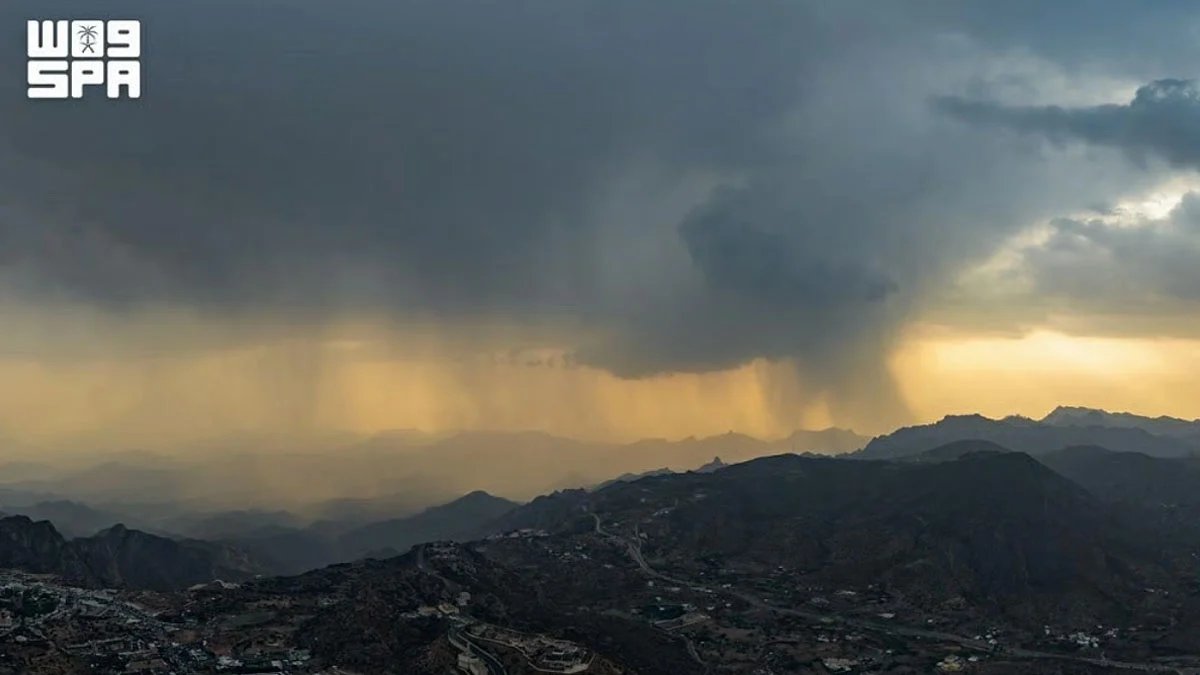 Saudi Arabia thunderstorms