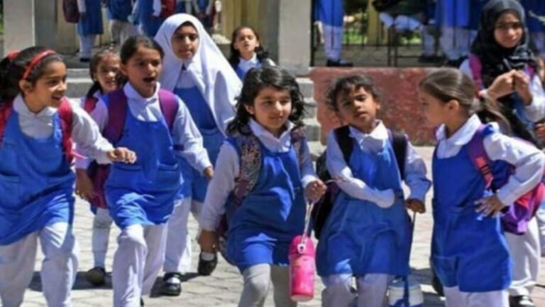 Sindh Ombudsman takes notice of arbitrary fee hikes in schools