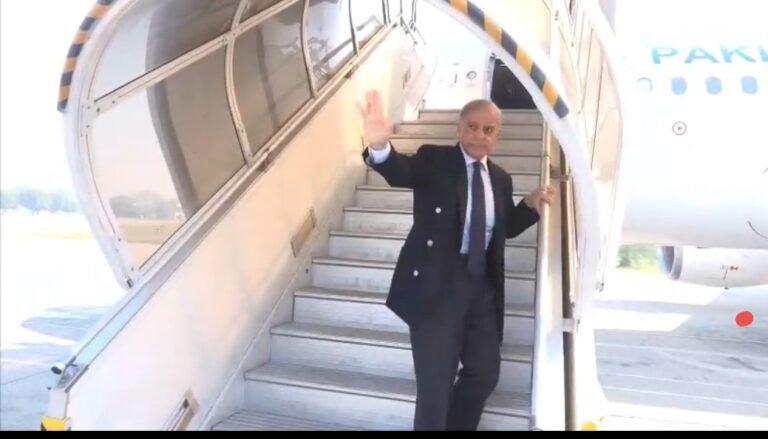 وزیرِ اعظم شہباز شریف دو روزہ سرکاری دورے پر آسٹریا روانہ