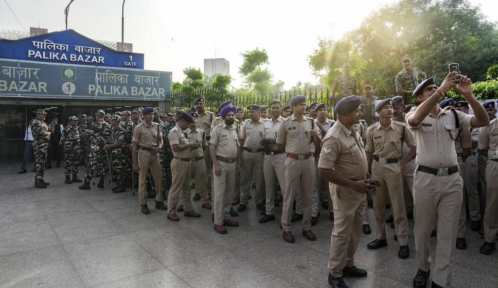 Security personnel PTI10 16 2026 000237B scaled 1 e1792216528832