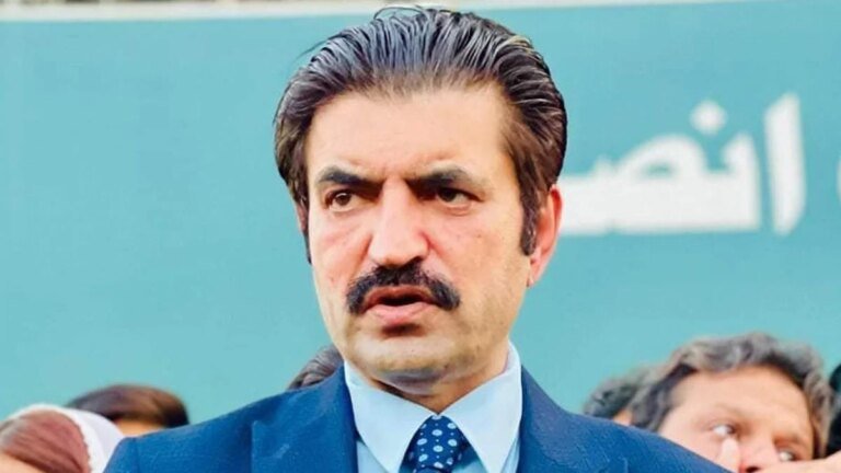 Sohail Afridi govt may not survive even if PTI holds march: Marwat