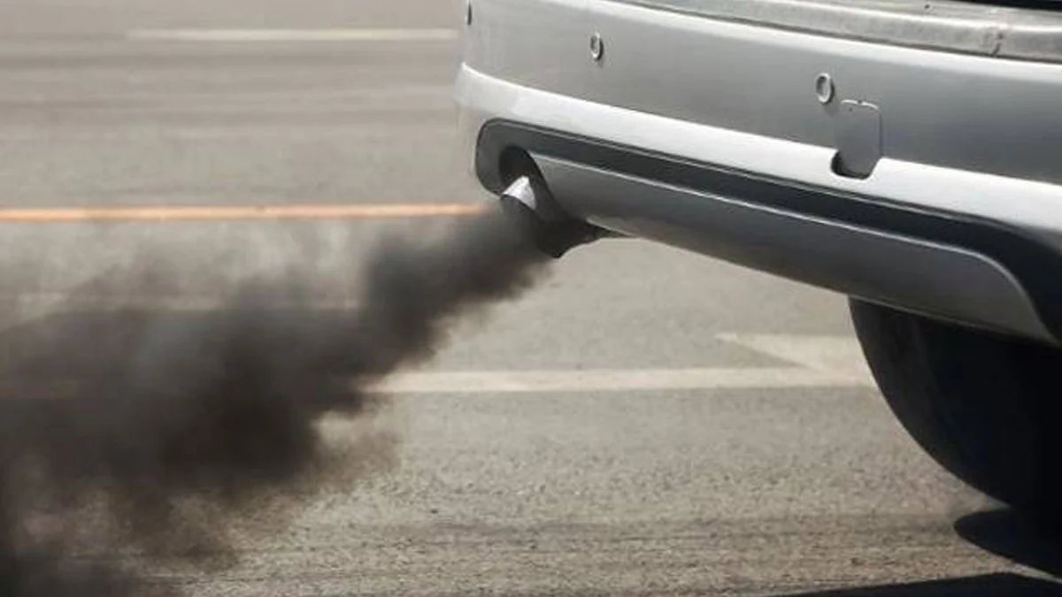 Smoke emitting cars
