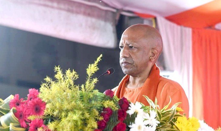 Yogi Adithanath FB UP CMO