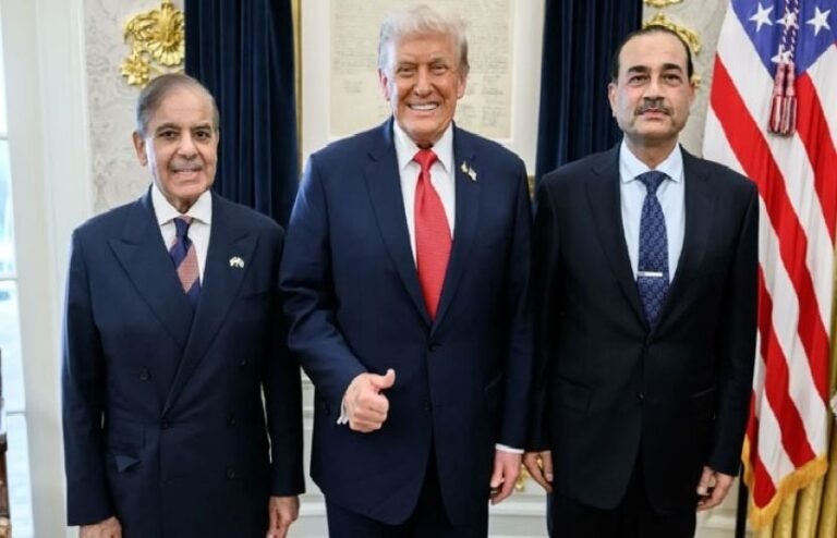 پاکستان افغانستان کے ساتھ اچھا کررہا ہے، مداخلت نہیں کروں گا، ڈونلڈ ٹرمپ