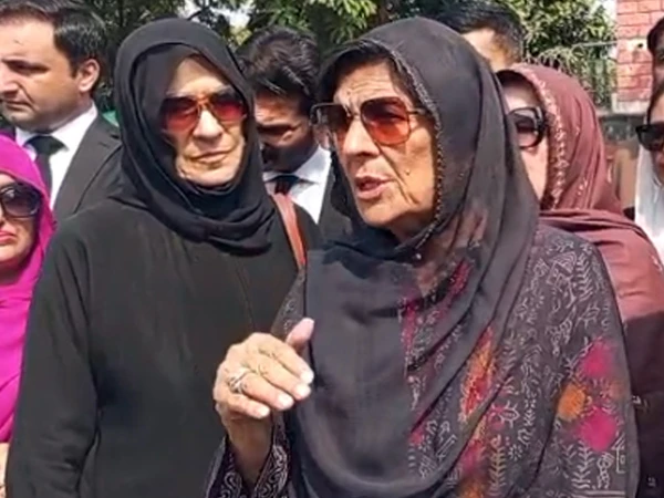 عمران خان کی ضمانت منظور ہونے کے بعد جیل سے سیدھا الشفا اسپتال لے کر جائیں گے، علیمہ خان