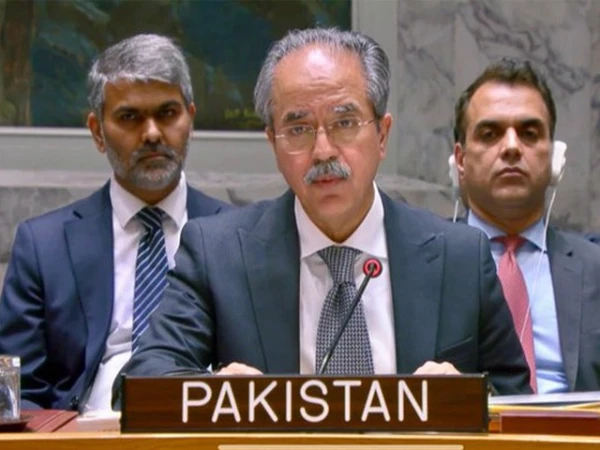 افغانستان سے دہشت گردی دنیا بھر کے امن وسلامتی کیلئے خطرہ ہیں، عاصم افتخار