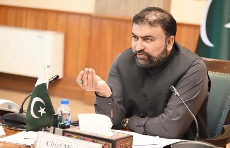ہمارے پاس دہشتگرد حملے کی انٹیلی جنس رپورٹ موجود تھی، دہشت گردوں کو بلوں سے نکالیں گے اور ختم کریں گے: سرفراز بگٹی