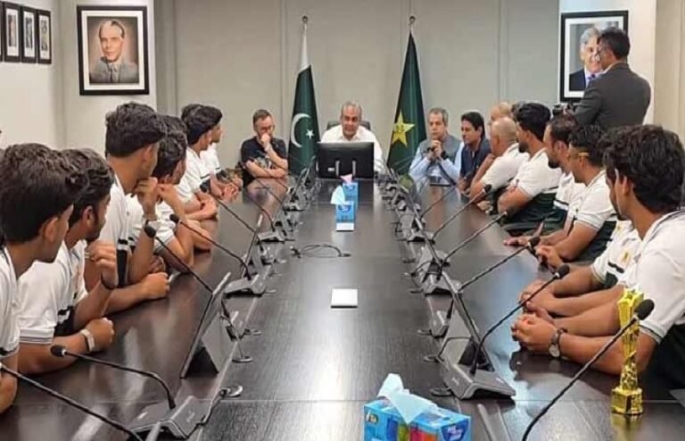 پاکستان کرکٹ بورڈ کا انڈر 19 کھلاڑیوں کو پہلی بار سینٹرل کنٹریکٹس دینے کا فیصلہ