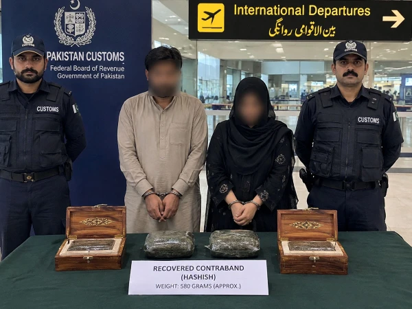 couple arrested1789732374 0