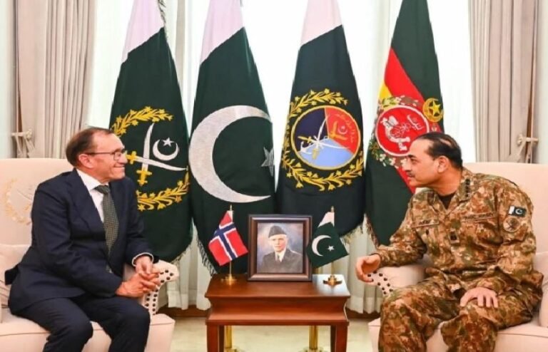 ناروے کے وزیر خارجہ کی فیلڈ مارشل سید عاصم منیر سے ملاقات، دفاعی و سیکیورٹی تعاون بڑھانے پر اتفاق
