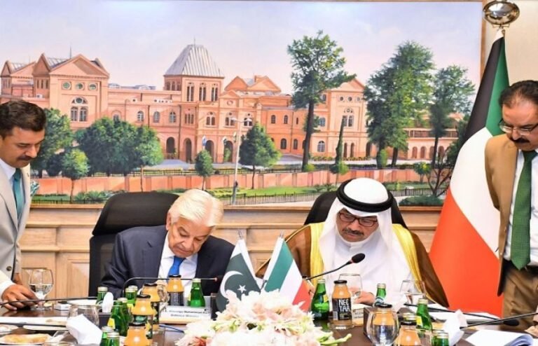 پاکستان اور کویت نے دفاعی تعاون مزید مضبوط بنانے کے لیے پروٹوکول ایگریمنٹ 2026ء پر دستخط کر دیے
