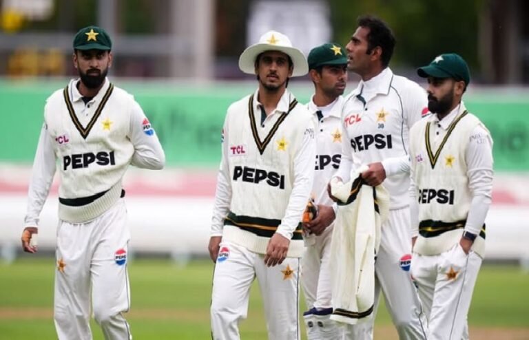 انگلینڈ سے کلین سویپ کے بعد پاکستانی ٹیم کو ایک اور بڑا دھچکا