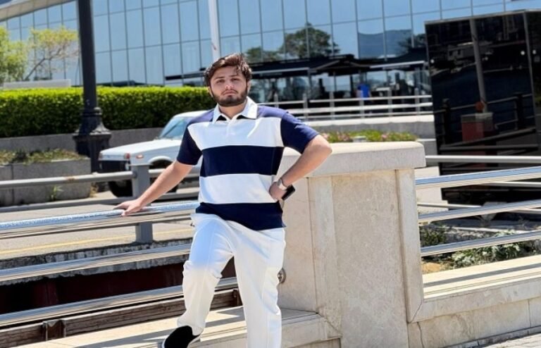 کم عمری سے ڈیجیٹل دنیا میں سرگرم نوجوان