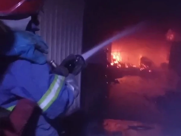 fire in factory1789006564 0