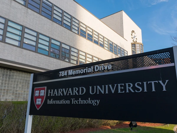 ہارورڈ یونیورسٹی میں پاکستان کانفرنس، وطن عزیز کو کلیدی ملک قرار دے دیا گیا 76 harvard university1776036323 0
