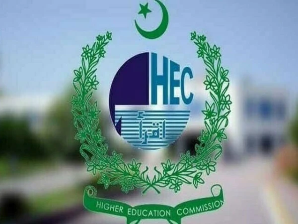 جامعات انتظامی آسامیوں سے اساتذہ کو ہٹائیں، سندھ ایچ ای سی