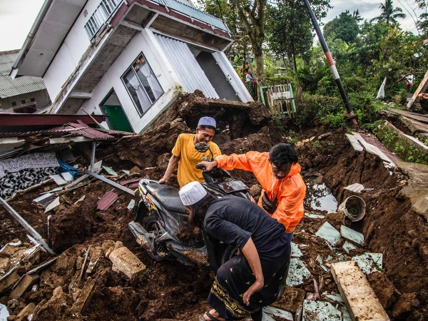 indonesia earthquake1786844238 0