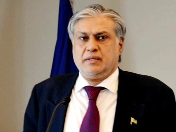 نائب وزیراعظم اسحاق ڈار کی مشرق وسطیٰ میں قیام امن کی کوششیں، عالمی رہنماؤں سے رابطے