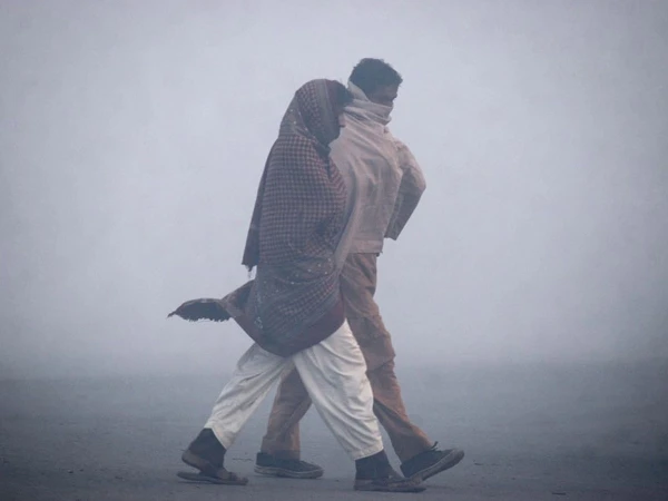 karachi cold winter1733153355 0