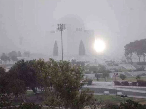 کراچی میں صبح کے وقت درجہ حرارت 12.5 ڈگری ریکارڈ 42 karachi weather 21763137316 0