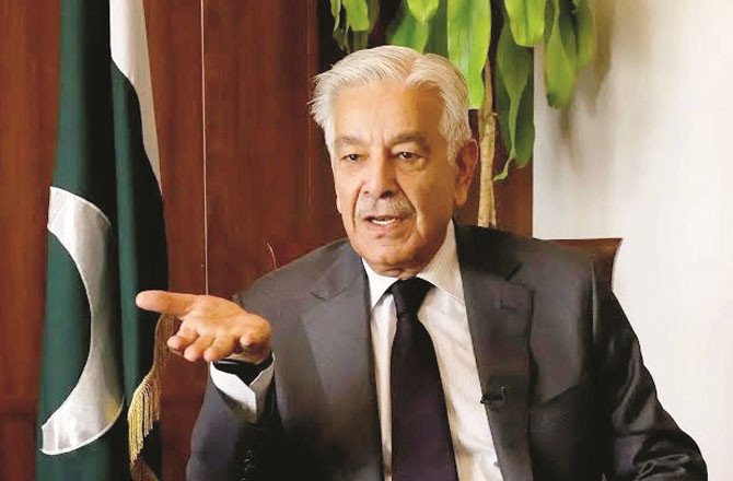 khawaja asif d