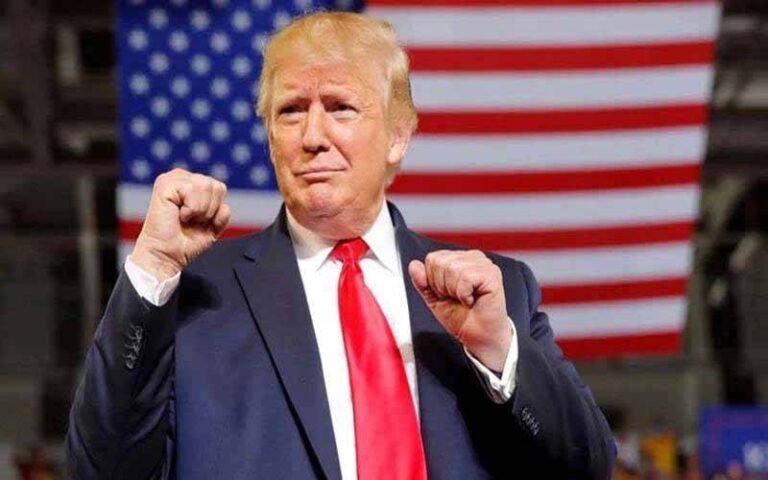 فیفا نے امریکی صدر ڈونلڈ ٹرمپ کو امن ایوارڈ سے نواز دیا 20 news 1764958645 6364