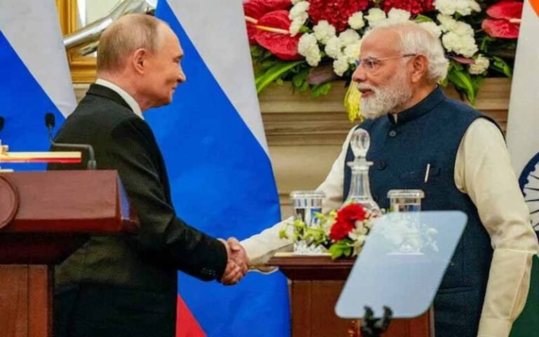 بھارت کا روسی شہریوں کیلئے مفت ویزے کا اعلان 18 news 1764992916 2598