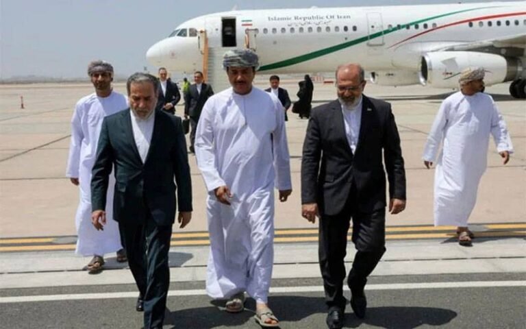 عمان میں جمعہ کو ایران امریکا بات چیت کے حتمی فیصلے پر کام ہو رہا ہے خلیجی حکام