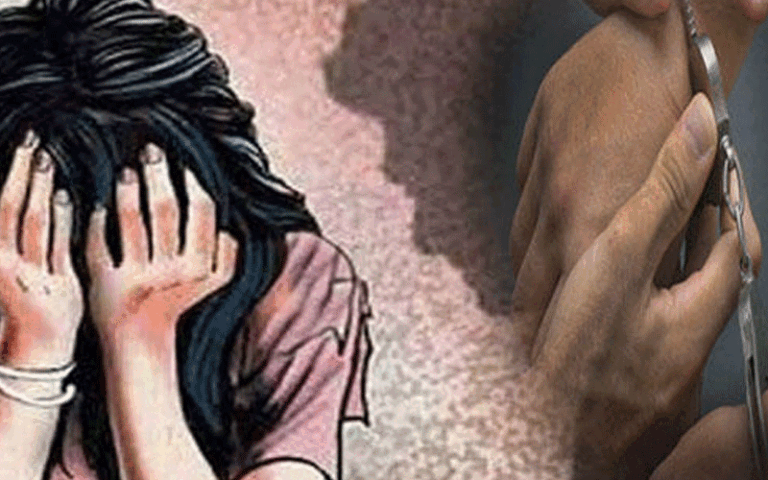  7 افراد کی بوائے فرینڈ کے سامنے لڑکی سے اجتماعی زیادتی