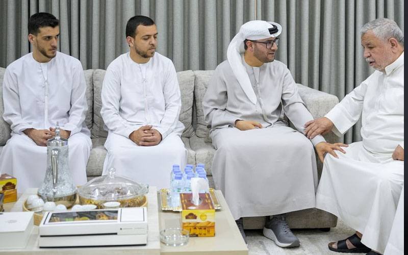 متحدہ عرب امارات کے صدر نے ایرانی حملوں کے متاثرین سے تعزیت کیلئے اپنا نمائندہ گھروں میں بھیجا 2 news 1774202938 1639