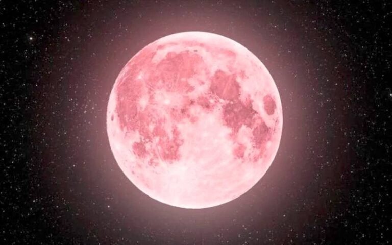 گلابی چاند کا نظارہ اپریل میں کب کیا جاسکے گا؟
