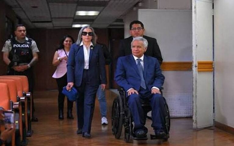 ایکواڈور کے سابق صدر  کو کرپشن پر 5 سال قید