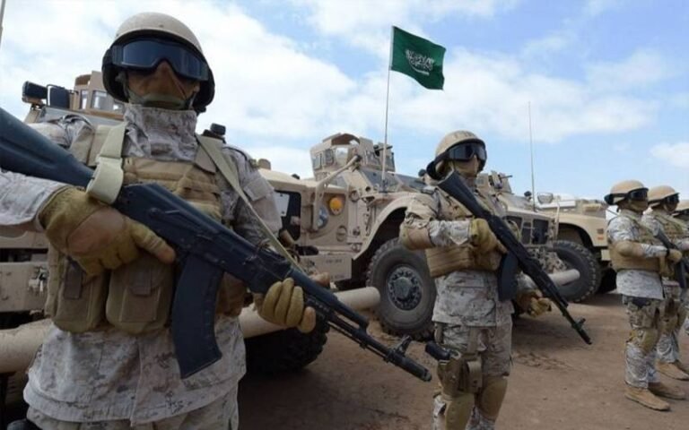 یمنی حوثیوں کاریاض کی طرف داغا بیلسٹک میزائل فضا میں تباہ