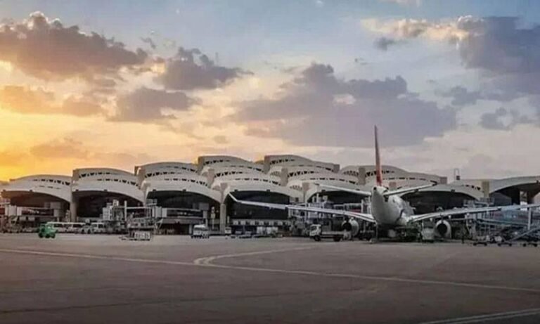 ریاض ایئرپورٹ کی بندش میں 5 روز کی توسیع کر دی گئی